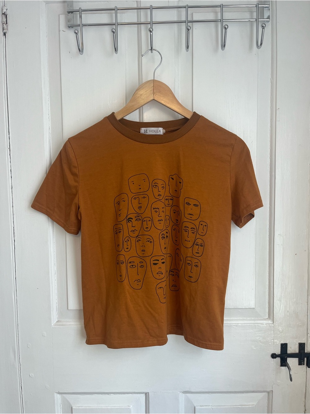 Abstract faces tee - Picture 2 of 3